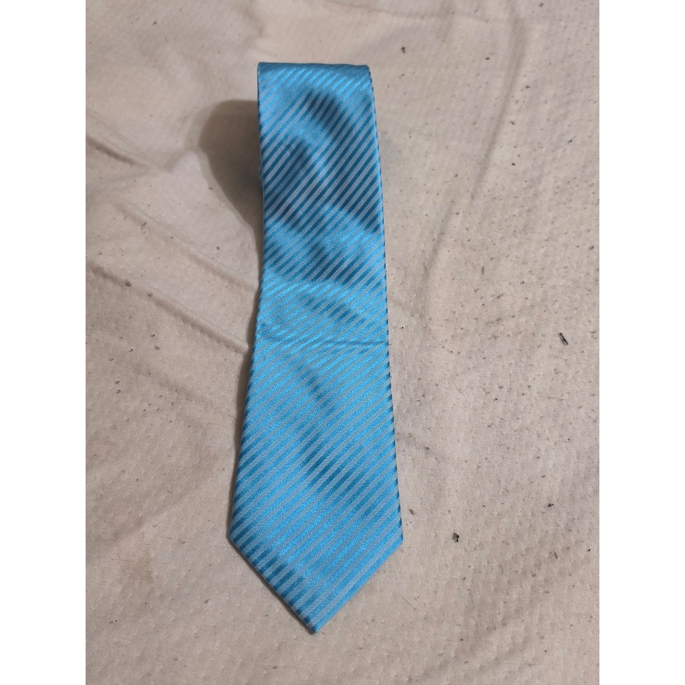 Donald J Trump Signature Collection Mens Silk Tie Light Blue Striped Necktie